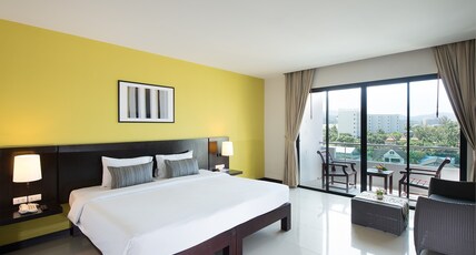 Simplitel Hotel Room Type - Studio City View