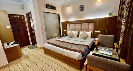 Hotel Asian Plaza Dharamshala Room Type - Deluxe Room
