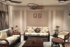 Address of Madhu-Ban | Serene & Spacious Villa Near Centrum/Medanta/Lulu/Palassio/Ekana