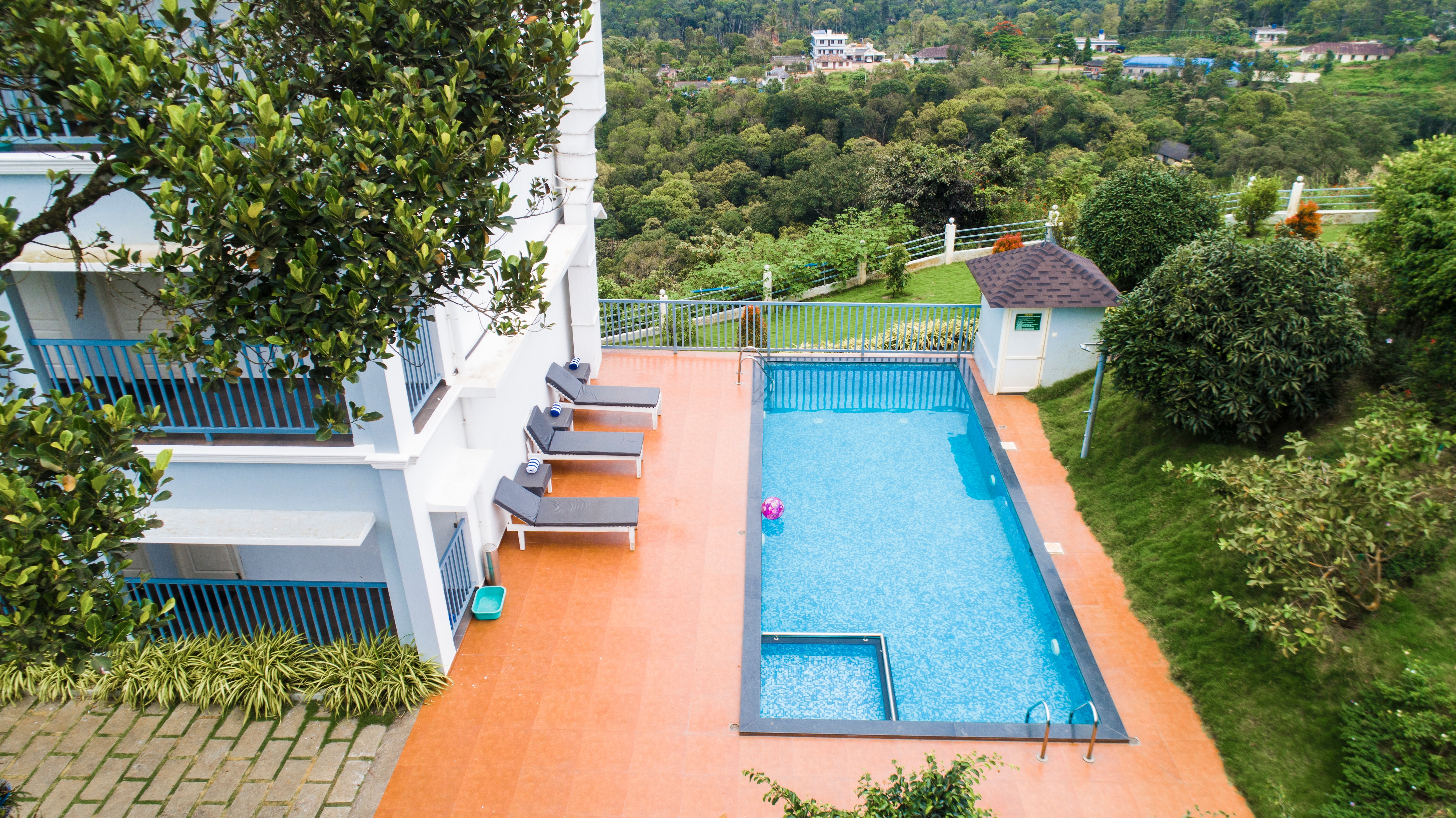 Pleasant Hill Resort - Tap to explore photos