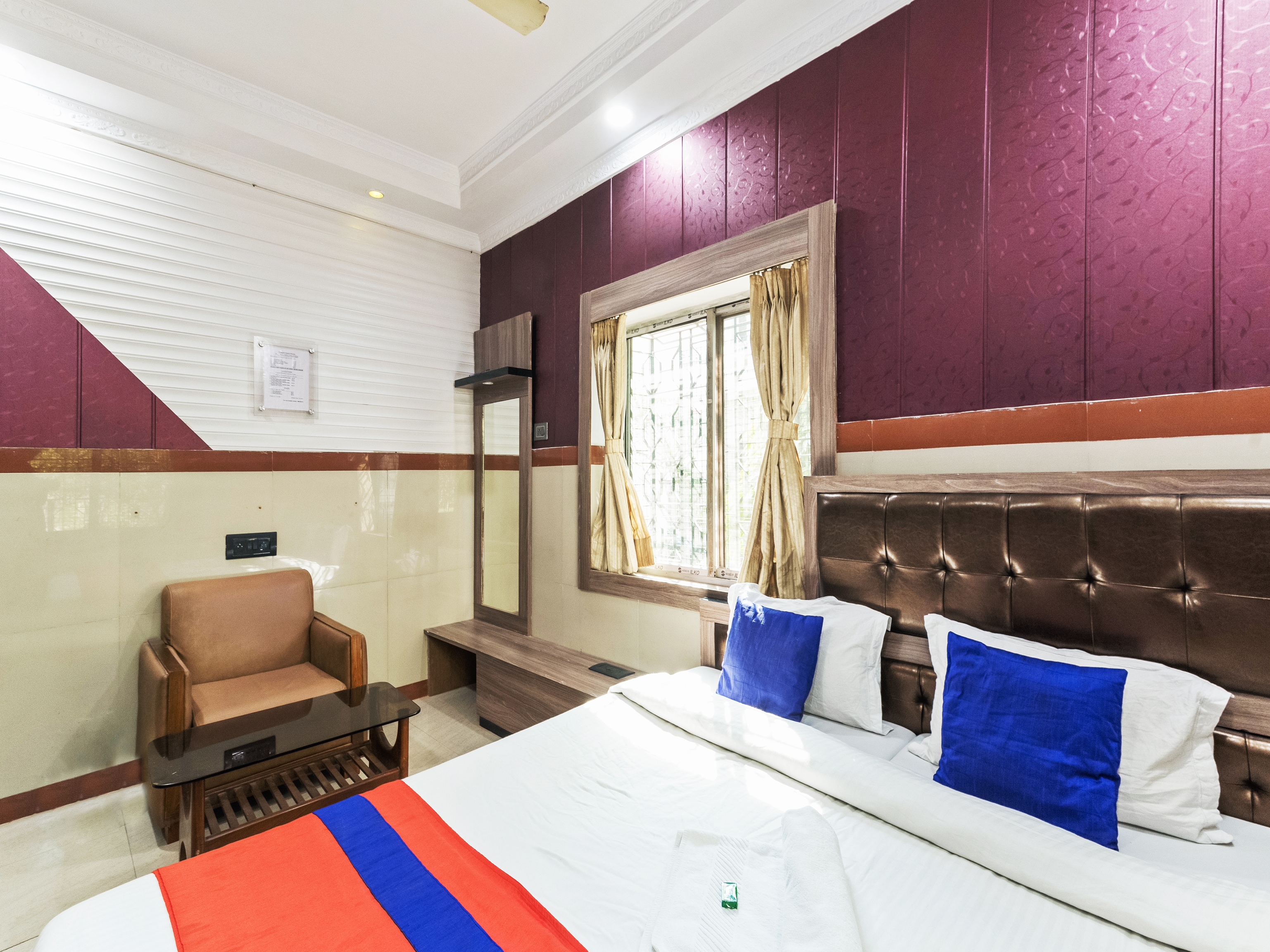 Vinayak Guest House - Tap to explore photos