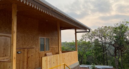 Santanas wooden cottages Room Type - Deluxe room