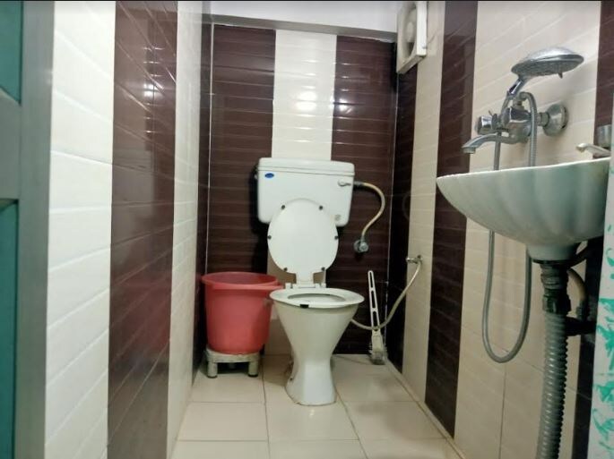 Bajrang Guest House - Tap to explore photos