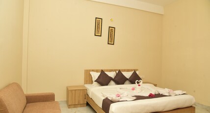 Hotel Royal Awas Room Type - Standard Double Room - Non AC