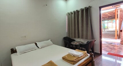 Beasho Cabin Gokarna Room Type - Couple Room AC