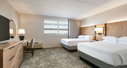 DoubleTree by Hilton Canton Downtown Room Type - 2 QUEENS MOB ACC