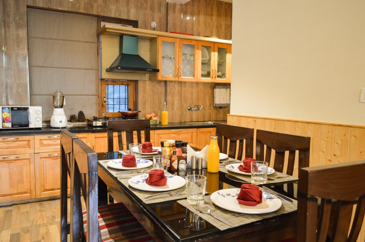 2BHK bedroom cottage for work and vacations - Tap to explore photos