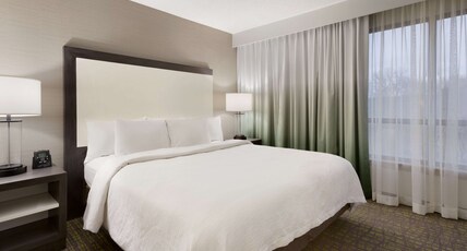 Embassy Suites Newark - Wilmington/South Room Type - 1KNG MOB HR ACC TUB STE NS