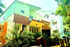 Thillai Home Stay