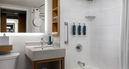 New York Hilton Midtown Room Type - URBAN 2 DOUBLE HEARING
