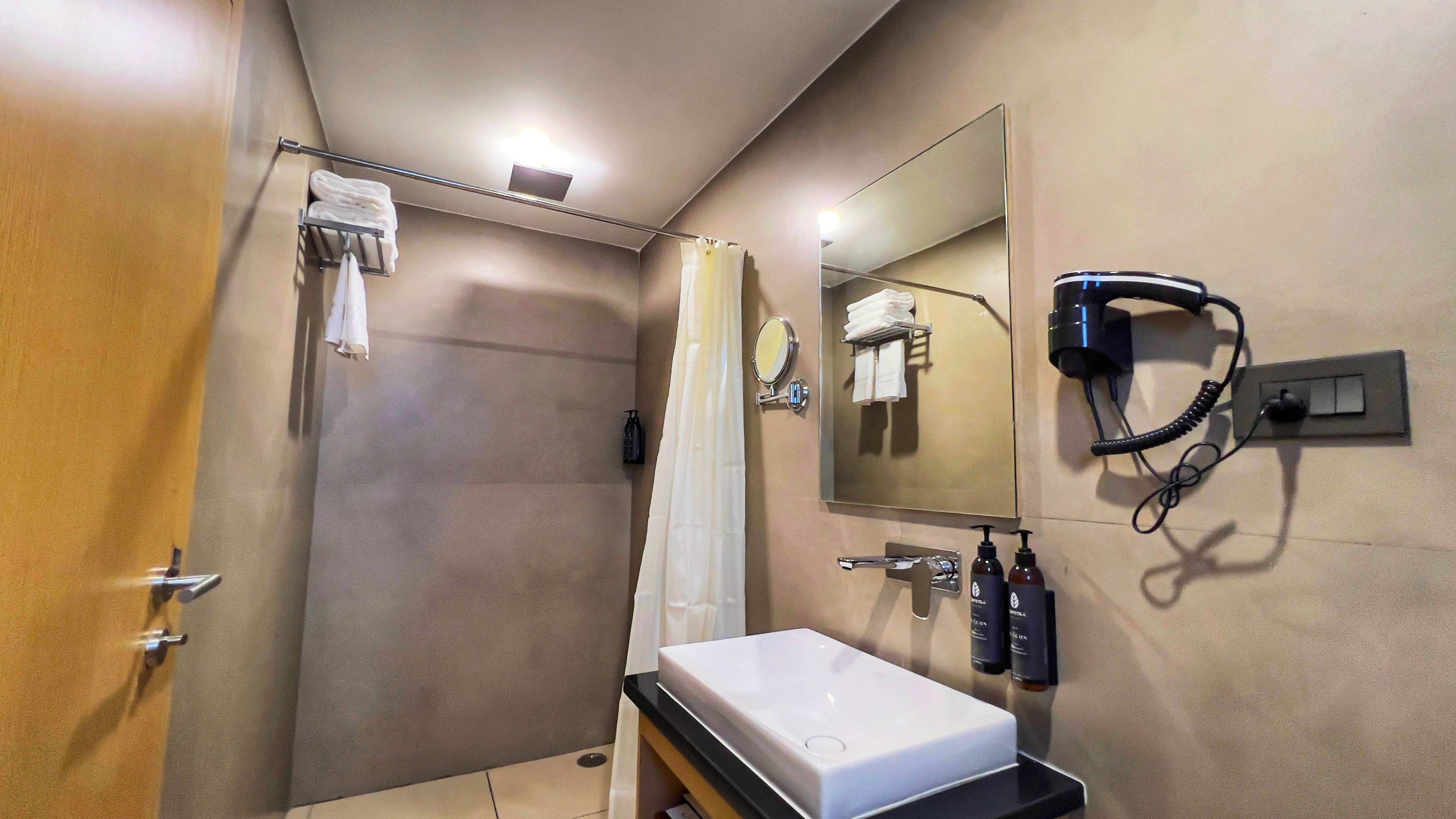 Vaishnavi Beacon Hotel Patna - Tap to explore photos