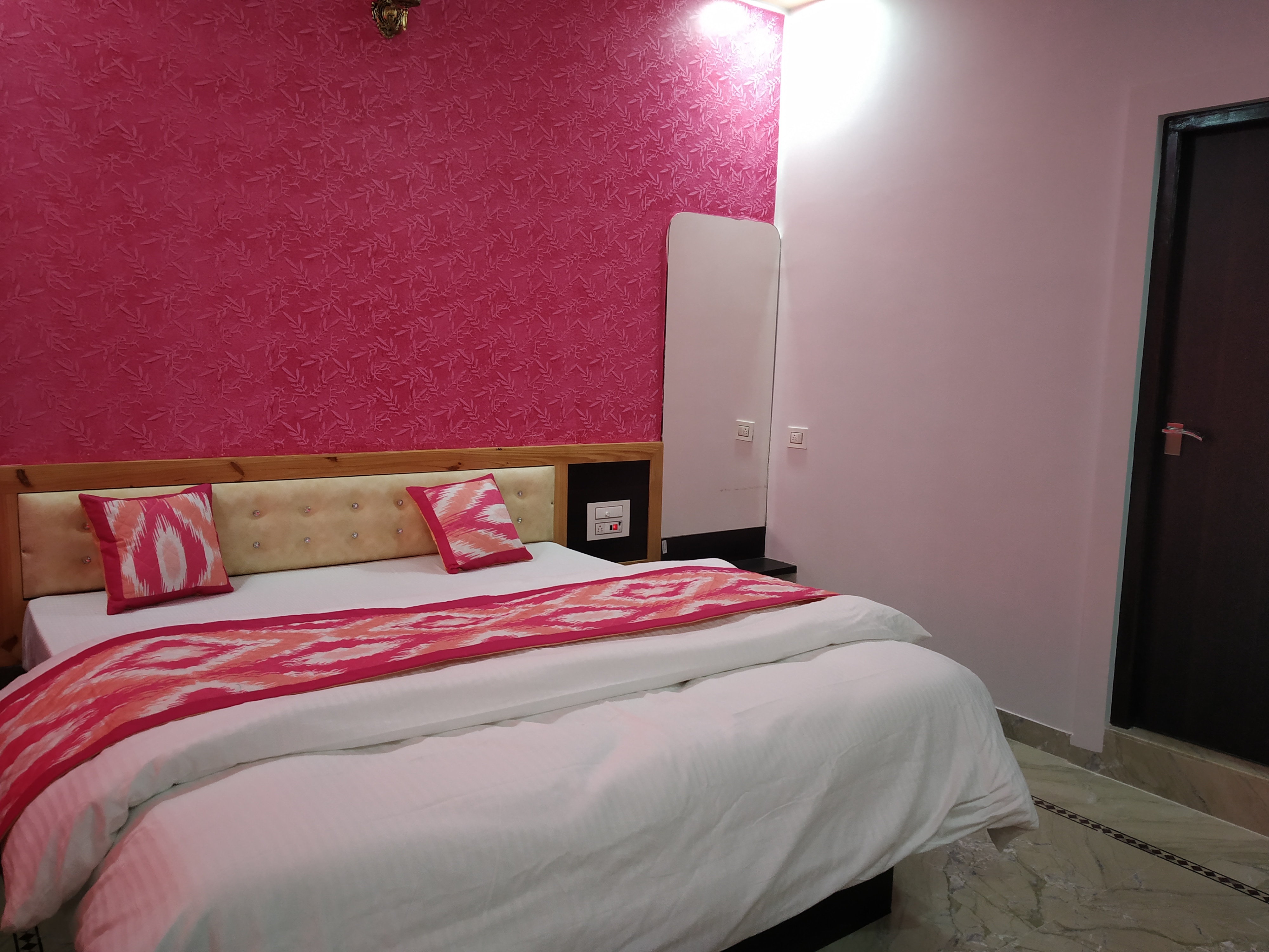 Hotel Krishna - Tap to explore photos