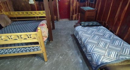 Amruta homestay Room Type - Luxury suite with seating room Amruta homestay Room Type - Luxury suite with seating room