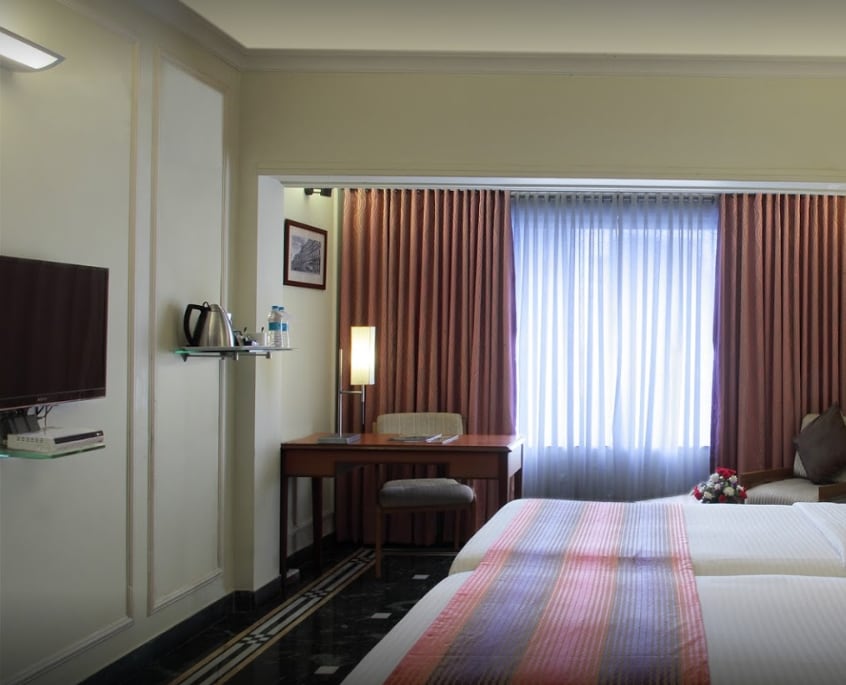 Hotel Hiltop - Tap to explore photos