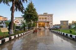 The Platinum Grand Mamta (Nearby Dal Lake)