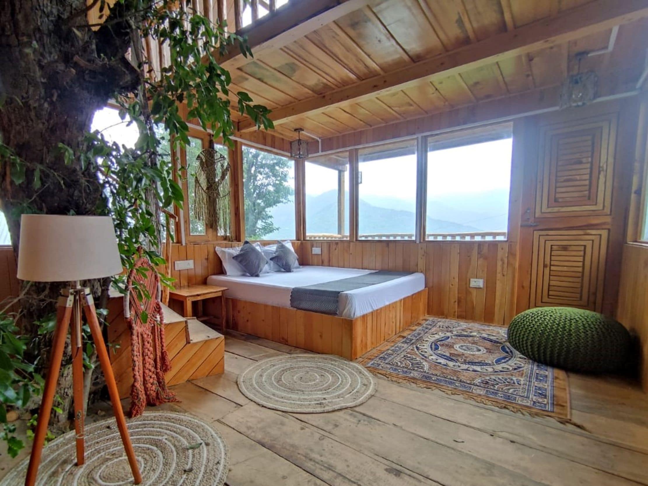The Tree Top Treehouse Banjar - Tap to explore photos