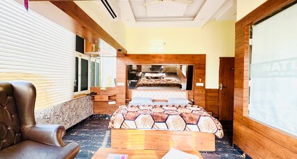 Nature Resort Room Type - Luxury King Bed Room