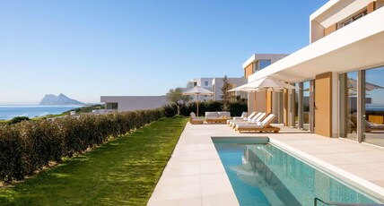 Fairmont La Hacienda Costa del Sol Room Type - BRISA 5 BEDROOM VILLA 5 King - 800sm, Sea frontal view, private pool, full kitchen
