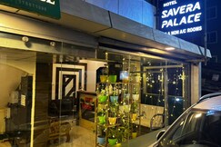 Hotel Savera Palace