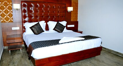 Hotel Thanmayi Inn Room Type - Suite Room