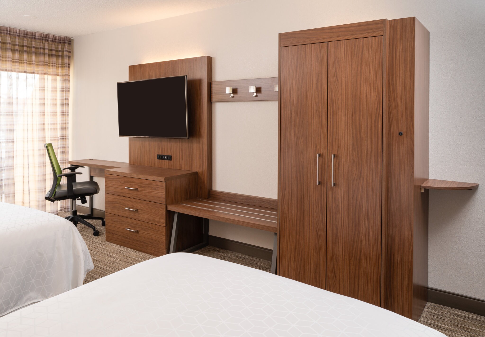 Holiday Inn Express BOCA RATON-WEST - Tap to explore photos