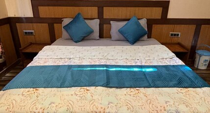 Jamspal Residency | Near Leh Market Room Type - Deluxe Rooms