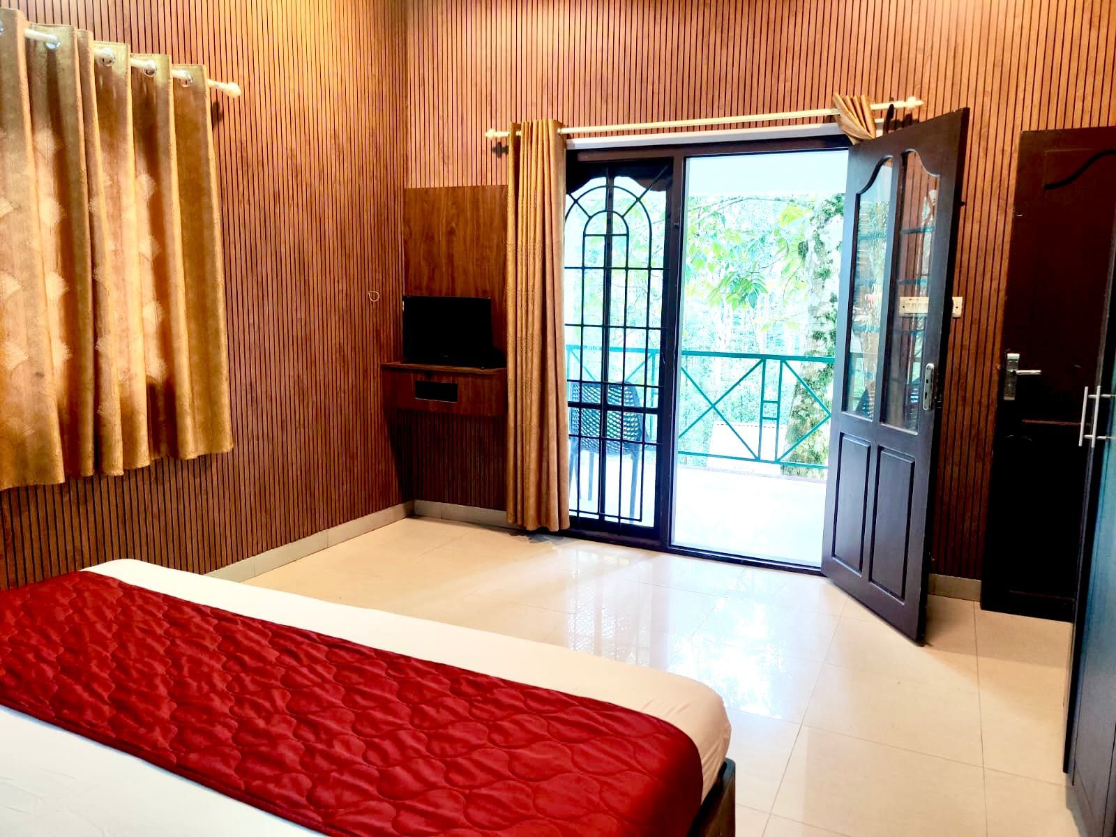 Ayur Mount Resort & Spa. - Tap to explore photos