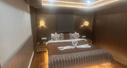 Longitude Group Of Hotels Room Type - Deluxe Room