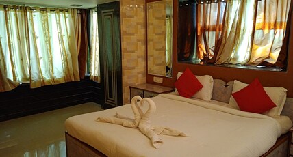 Raval House Room Type - Deluxe Room - Attached Washroom (Non AC  )