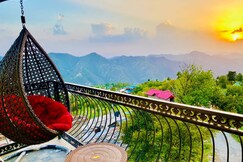 Mashobra Valley with Balcony