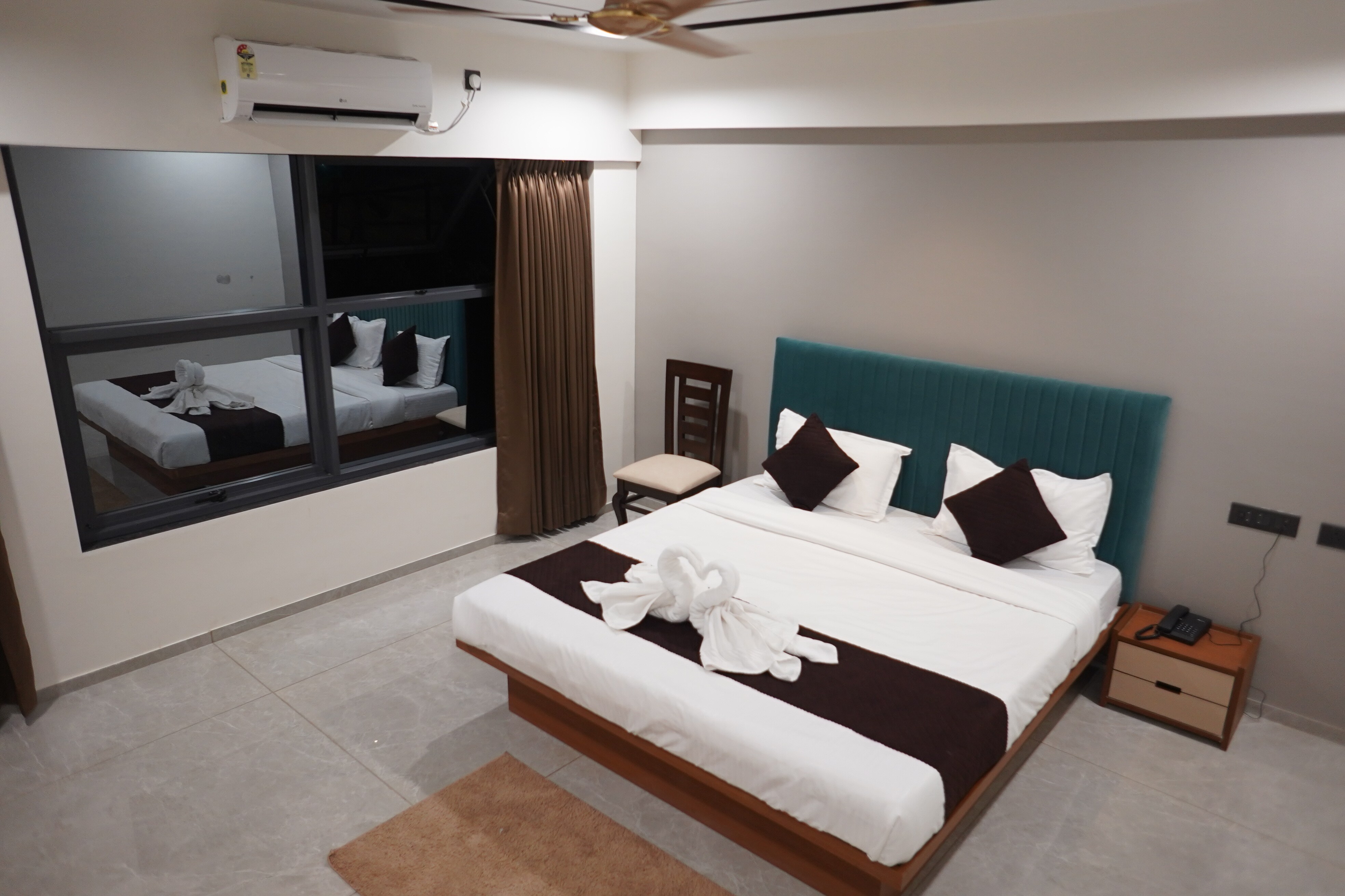 Hotel New Moshi Grrand - Tap to explore photos