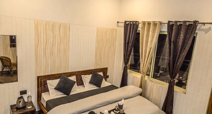 Morning Breeze Homestay Kanatal Room Type - Executive Room-Apple Garden and Mountain View with balcony