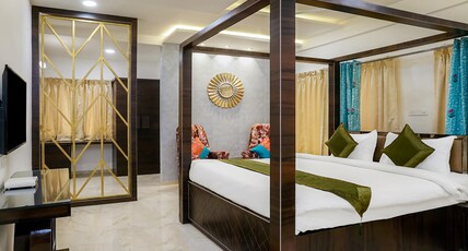 Treebo Hotel A1 Room Type - Deluxe Room
