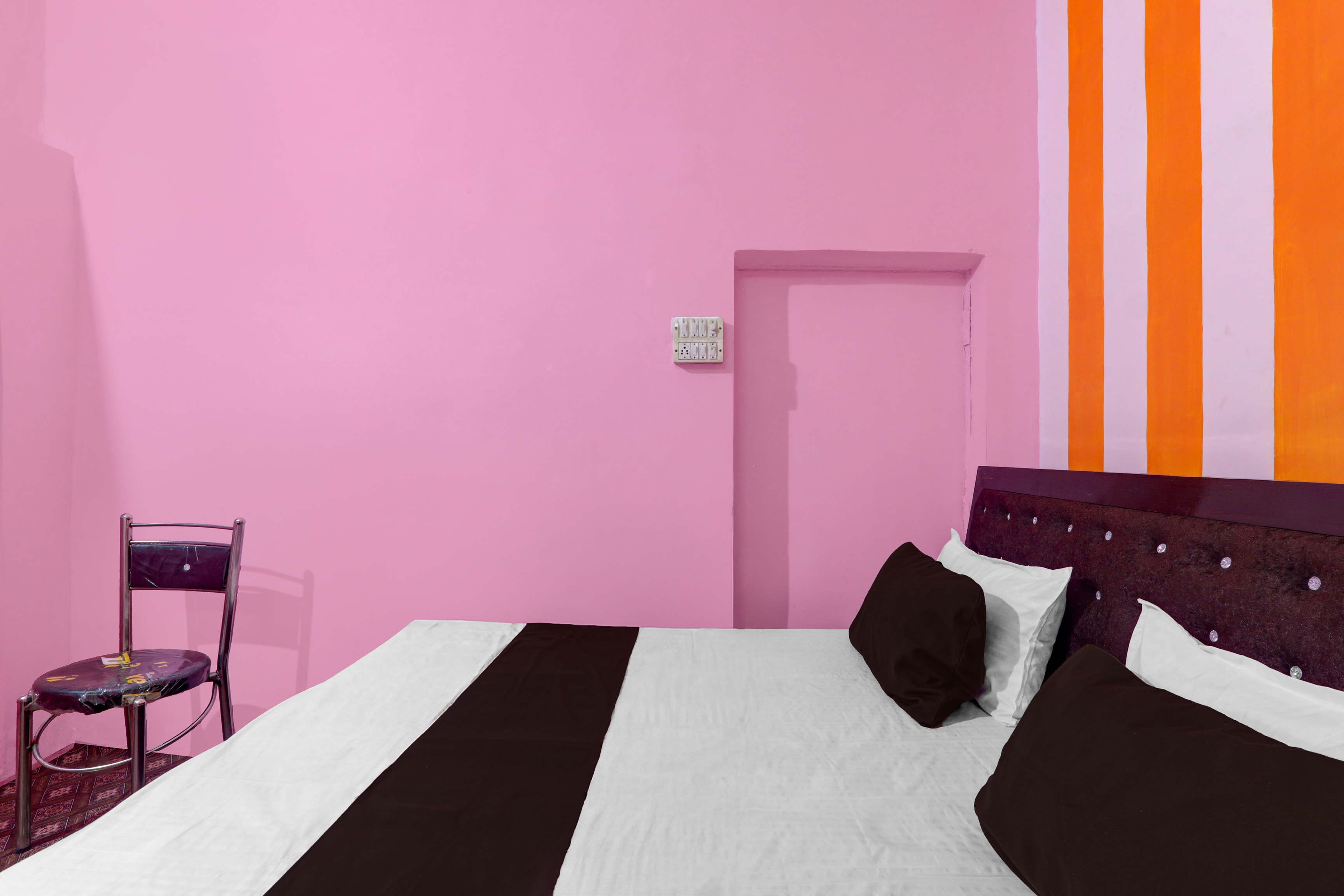 Hotel O RR.K Galaxy Hotel Guest House - Tap to explore photos