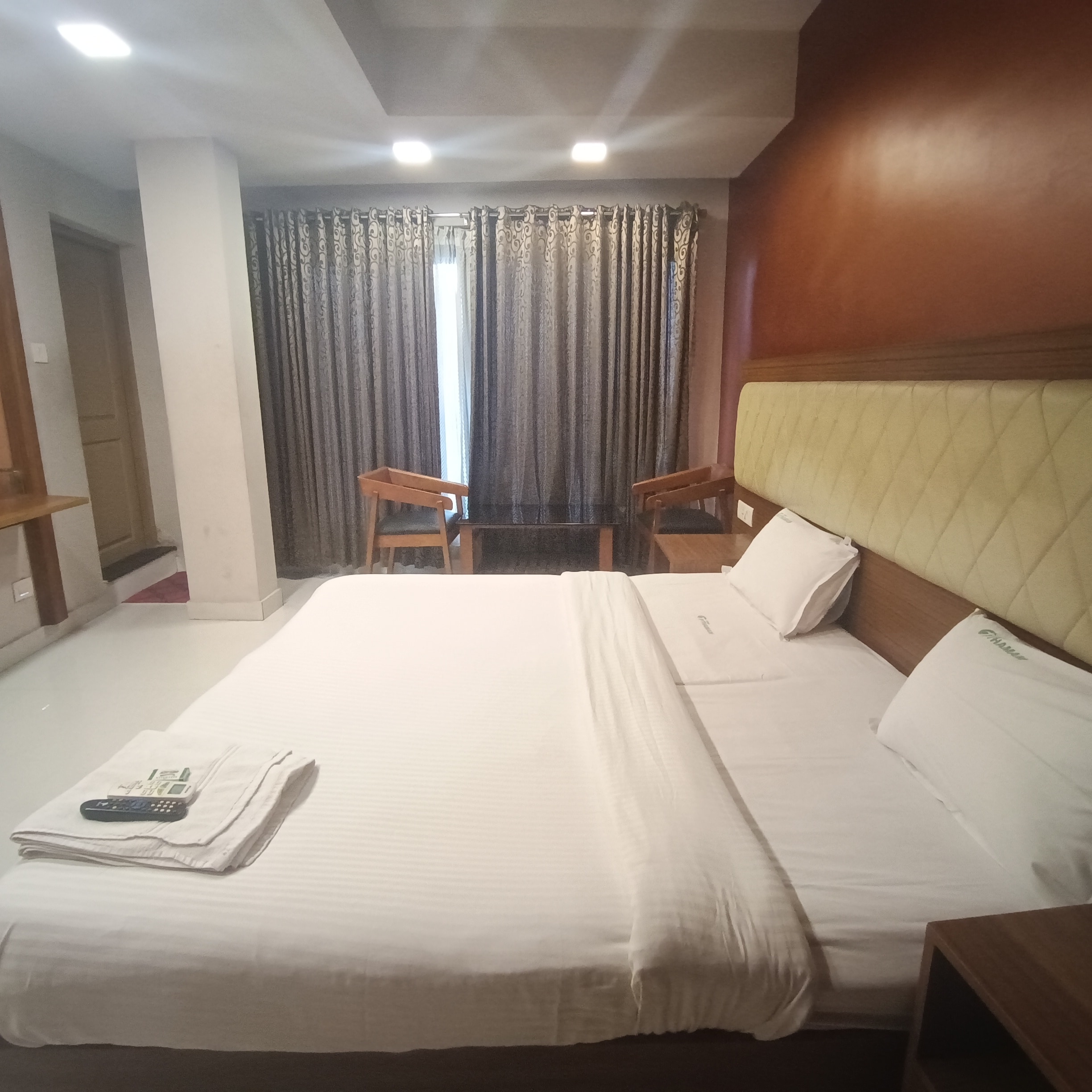 Hotel Thamam - Tap to explore photos