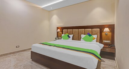 Hotel Heaven Grand, Lucknow Room Type - Delux