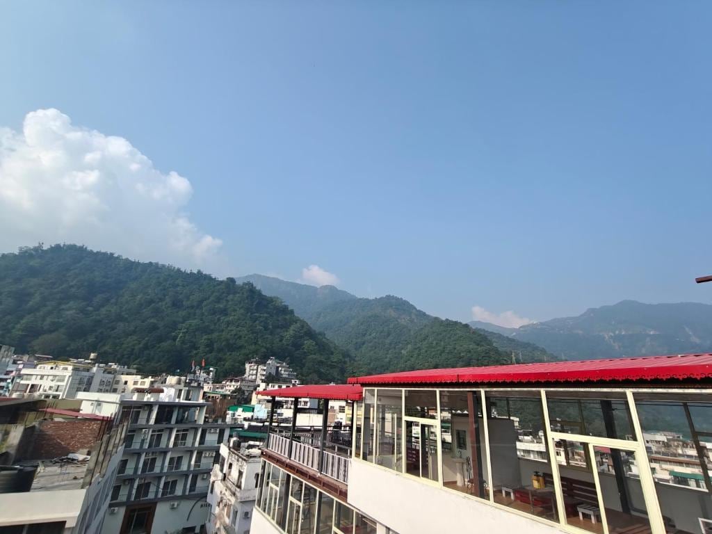 Mild Life Hostel | Rooms and Dorms - Tap to explore photos