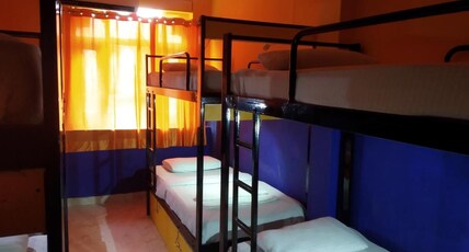 Bunk Hostel Delhi Room Type - 1 Bed In Mixed Dorm (3 Hours) HOURLY BASIS