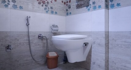 Flyscape Hostel Room Type - Luxury Rooms with Balcony