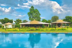 Arilyas Pushkar - Luxury Glass Villas (Farm to Table)