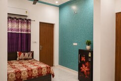 Independent Homestay