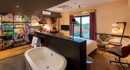 Viva Dash Hotel Seminyak Room Type - Dash Deluxe City View