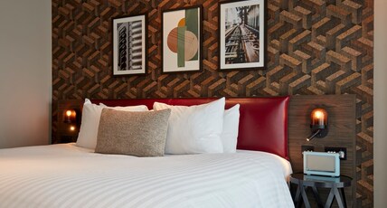 voco Leicester, an IHG Hotel Room Type - 1 King Standard