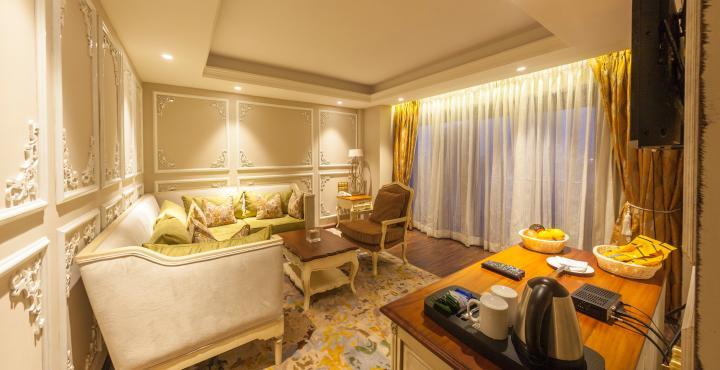 Fragrant Nature Kochi - A Five Star Classified Hotel - Tap to explore photos