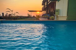 The Empyrean | Room with Sea views