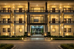 Pandav Raj Palace Hotel and Resort