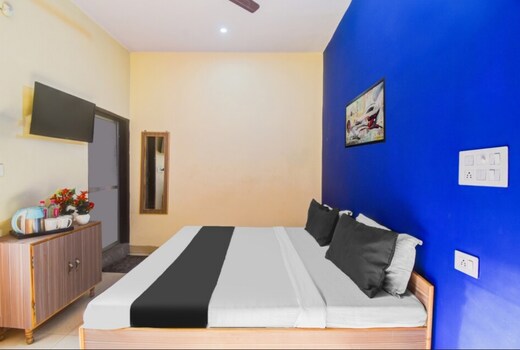 Hotel Radhe Radhe Near Jaipur International Airport