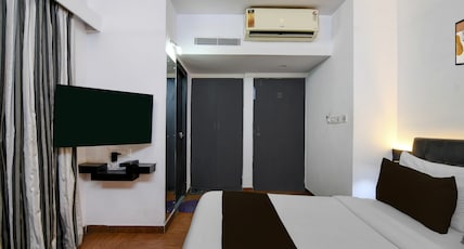 Townhouse Oak Ballygunge Formerly Hotel Lovelock Room Type - Deluxe Townhouse Oak Ballygunge Formerly Hotel Lovelock Room Type - Deluxe
