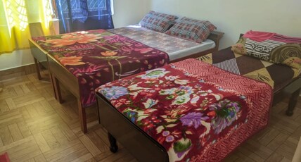 Hotel Shivkripa Room Type - Normal budget room tripal bed Hotel Shivkripa Room Type - Normal budget room tripal bed