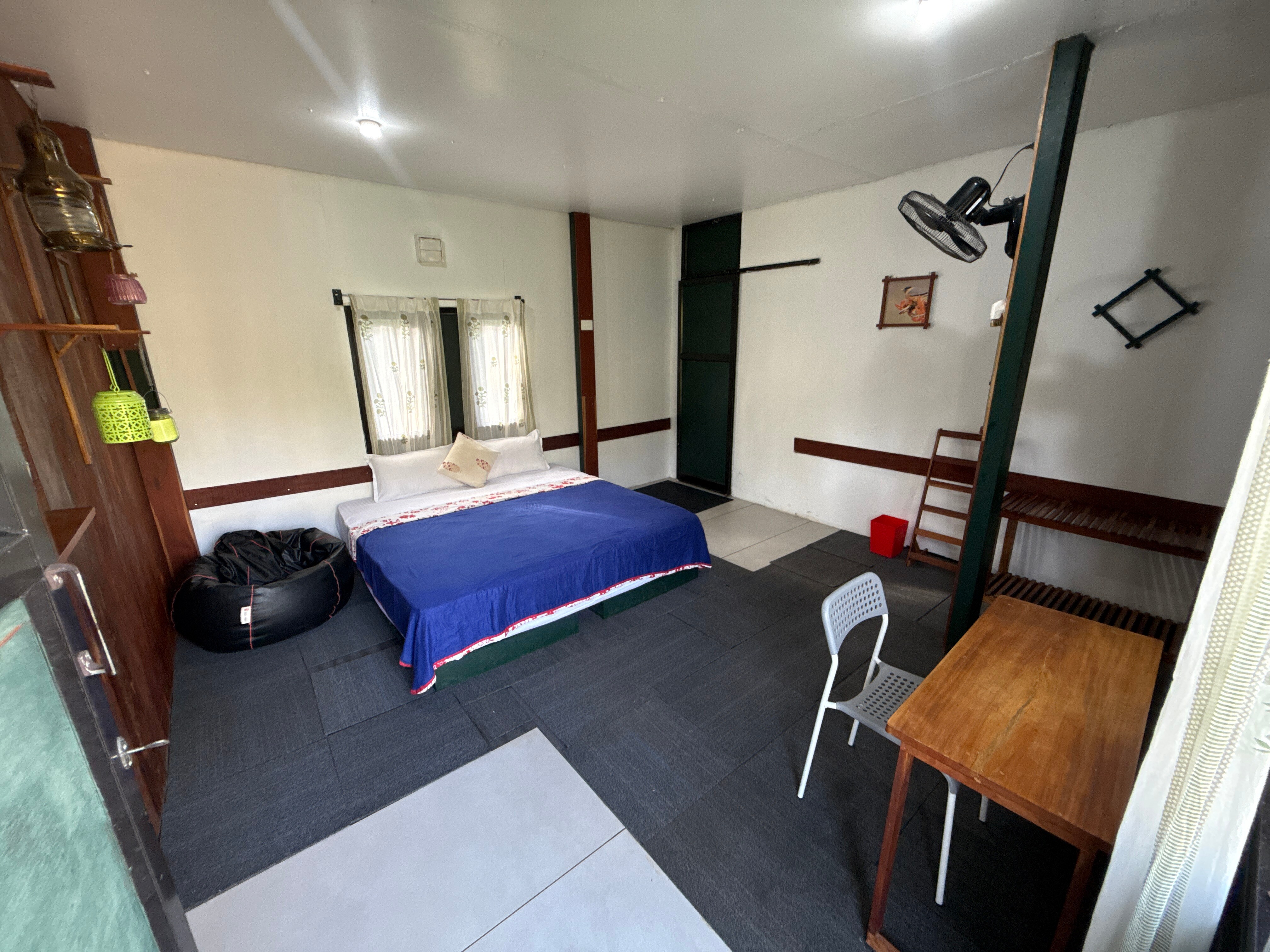 Whispering Willows Rooms and Caretaker - Tap to explore photos